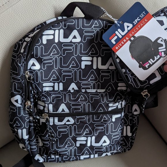🖤 Fila 2 in 1 Backpack with Cross Body Side Bag. - Picture 4 of 7